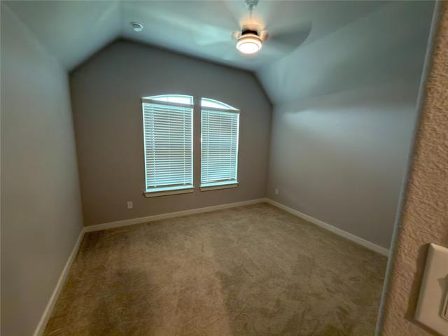 Building Photo - 3102 Bunting Dr