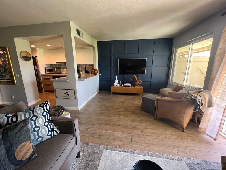 Building Photo - 78197 Indigo Dr