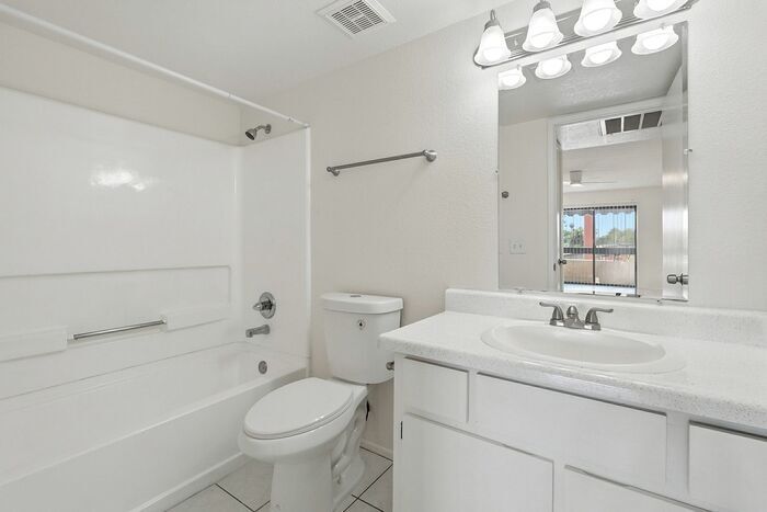 Building Photo - 1201 S McClintock Dr