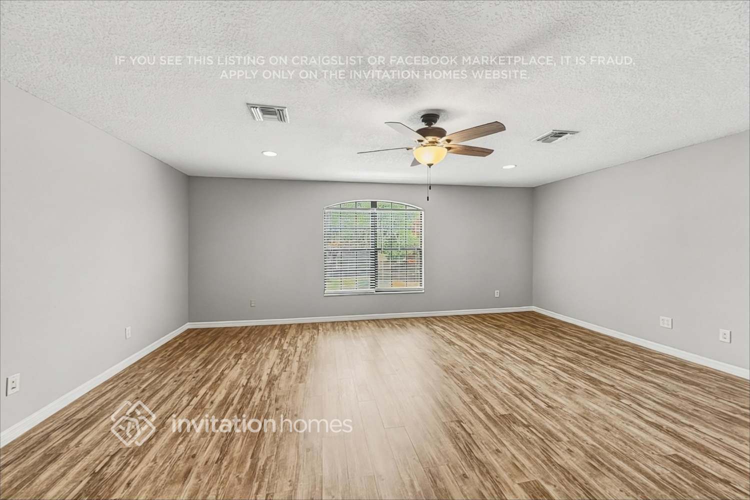 Building Photo - 1009 Dishman Loop