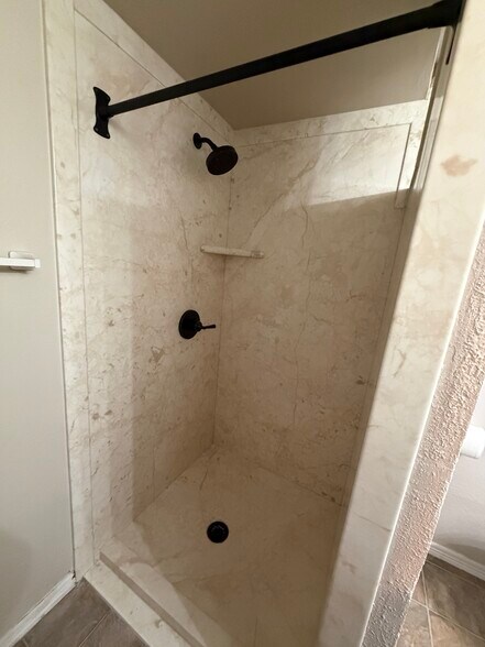 Newly Updated Shower - 3322 Vivian Dr