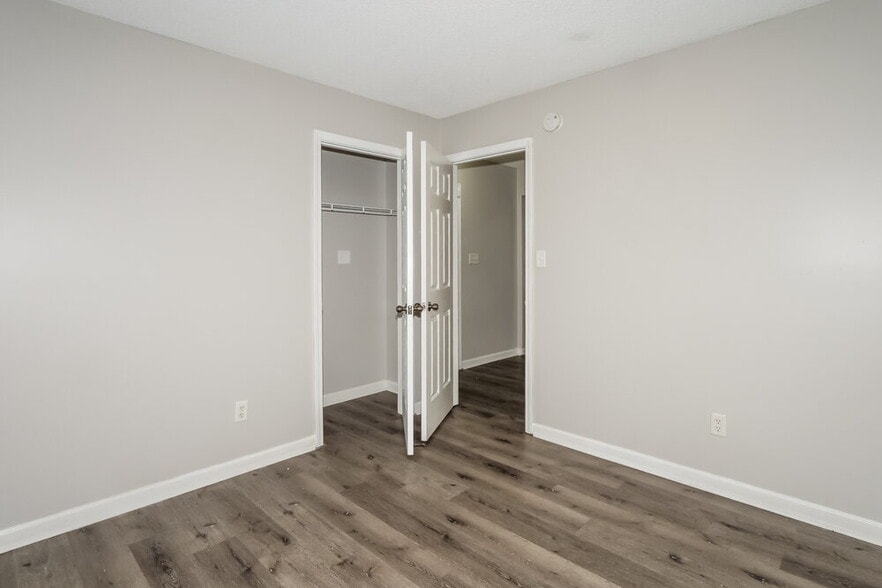 Building Photo - 9775 Misty Bay Cove