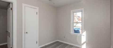Building Photo - 207 Jefferson Rd