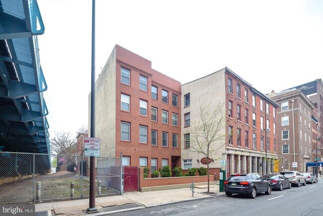 Building Photo - 234 N 3rd St