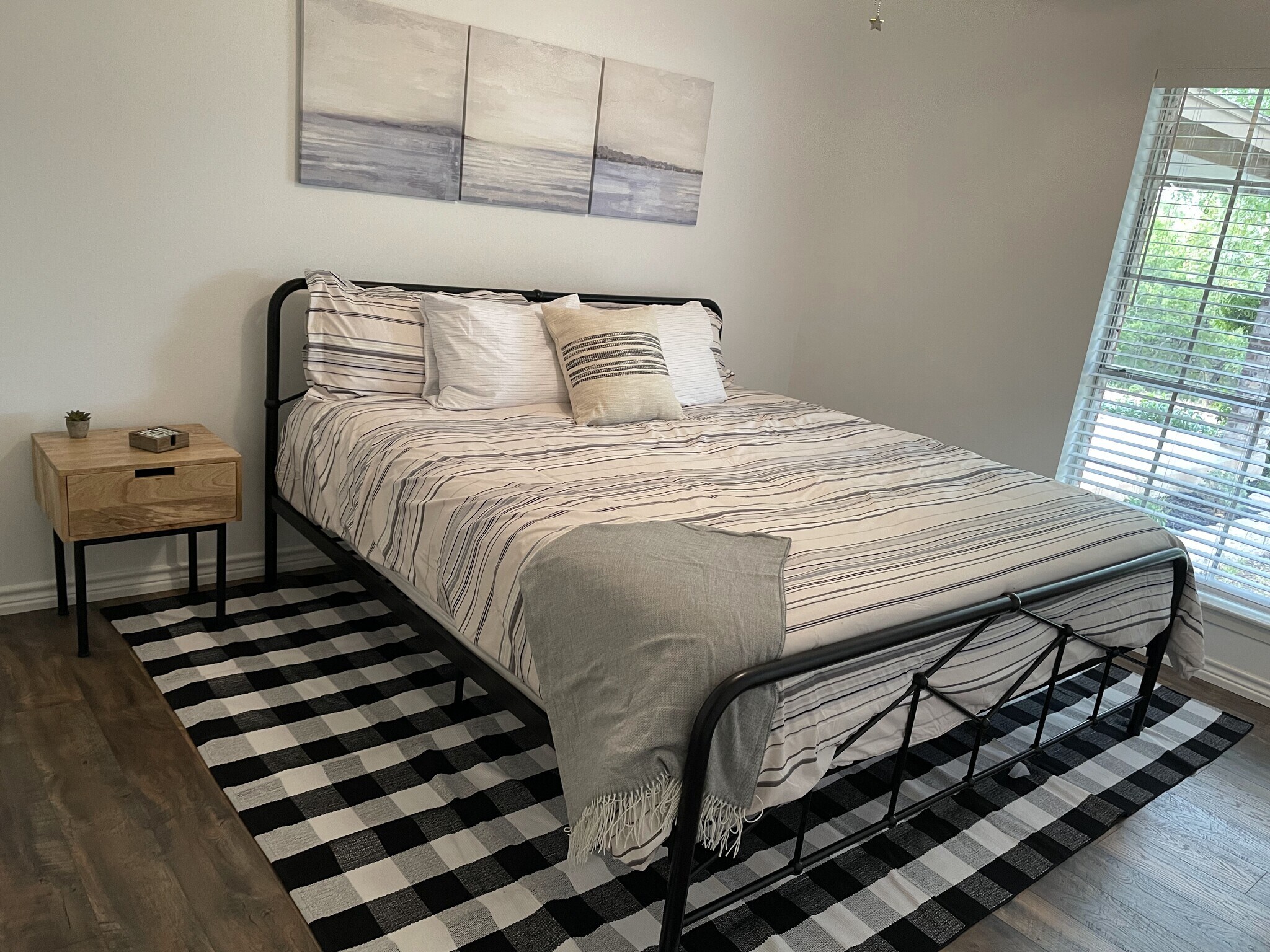 Guest Room 1 (king bed) - 11500 February Drive