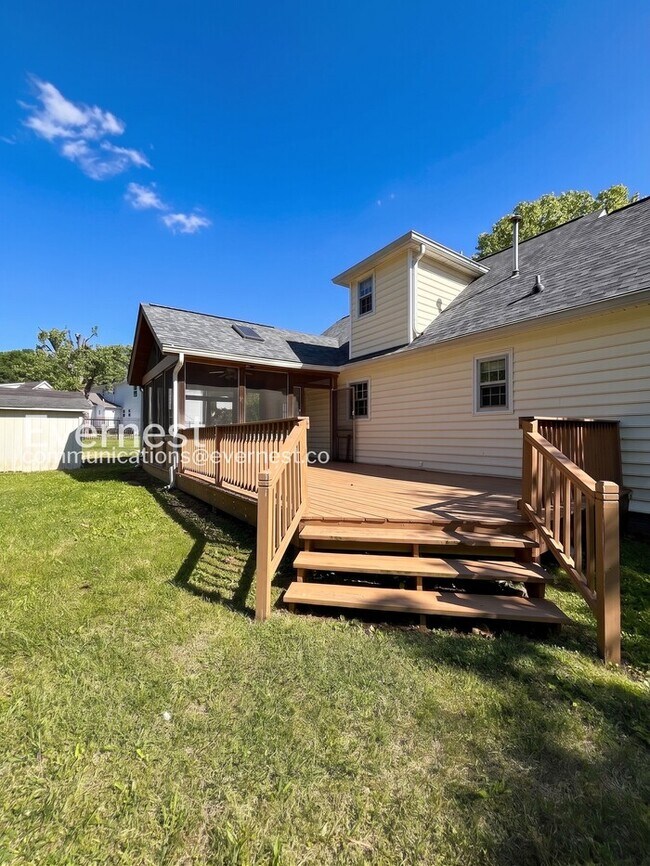 Building Photo - 1203 Countryside Dr