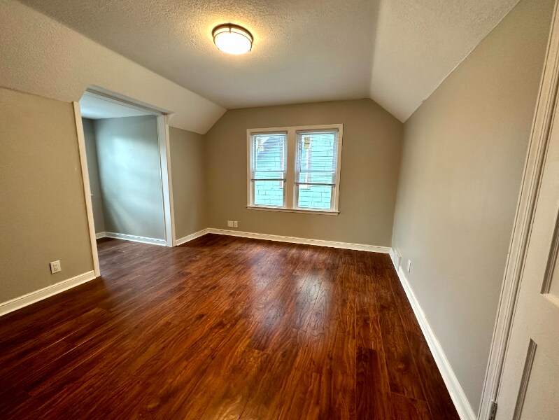 Building Photo - 2804 E 44th St