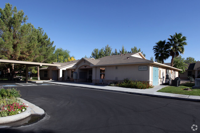 Primary Photo - Quail Ridge Manor