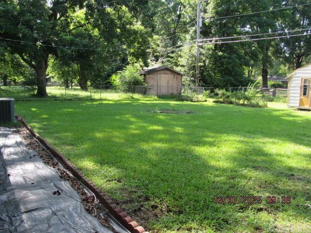 Building Photo - 2125 Hairston St