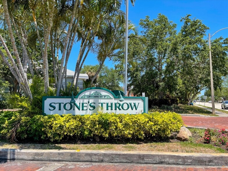 Building Photo - 6931 Stones Throw Cir N