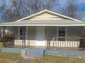 Building Photo - 1915 Appling St