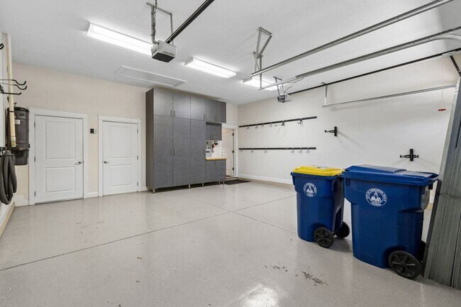 Building Photo - 3BR/3BA Home in Fernandina Beach – Great Location!