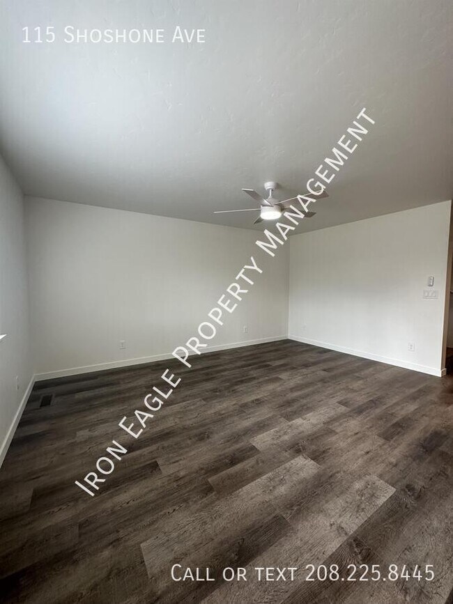 Building Photo - 115 Shoshone Ave