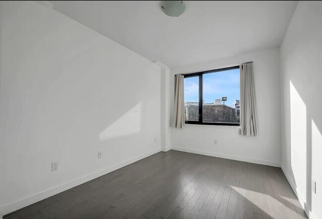 Building Photo - 4312 214th Pl