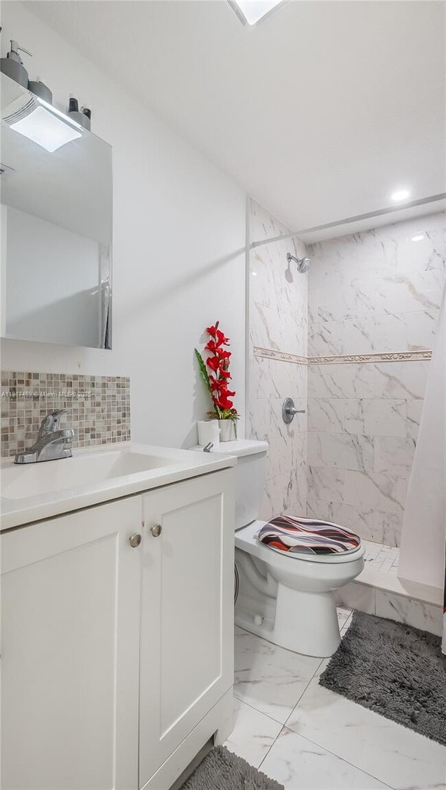 Building Photo - 8390 NW 103rd St