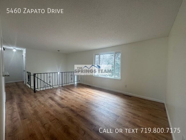 Building Photo - 5460 Zapato Dr