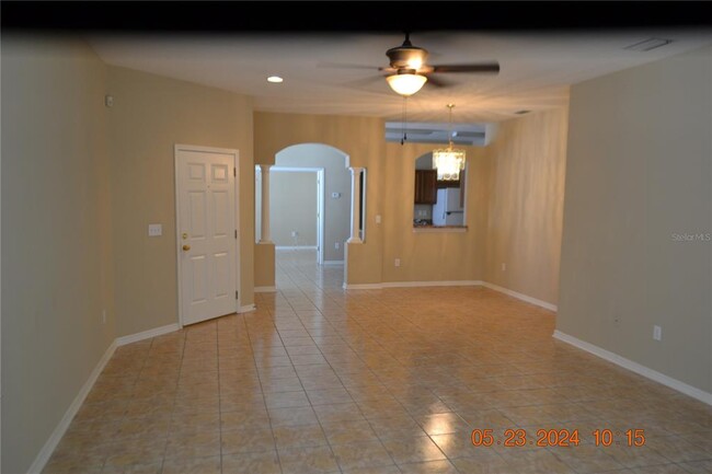 Building Photo - 2834 Tanglewylde Dr