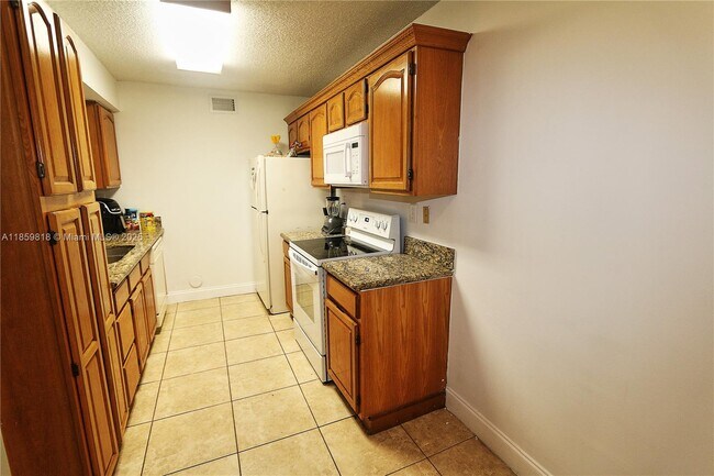 Building Photo - 9759 NW 48th Terrace