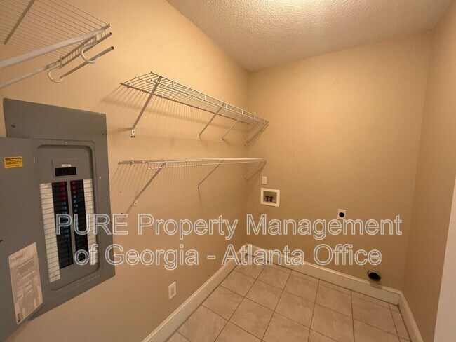 Building Photo - 234 Stonington Dr