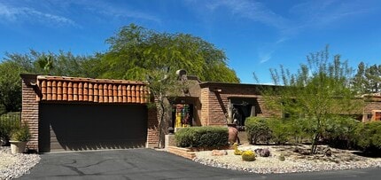 Building Photo - 37212 N Tranquil Trail