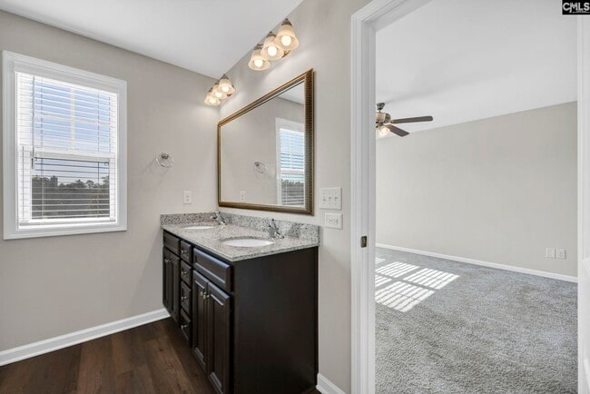 Building Photo - 493 Dawsons Park Wy