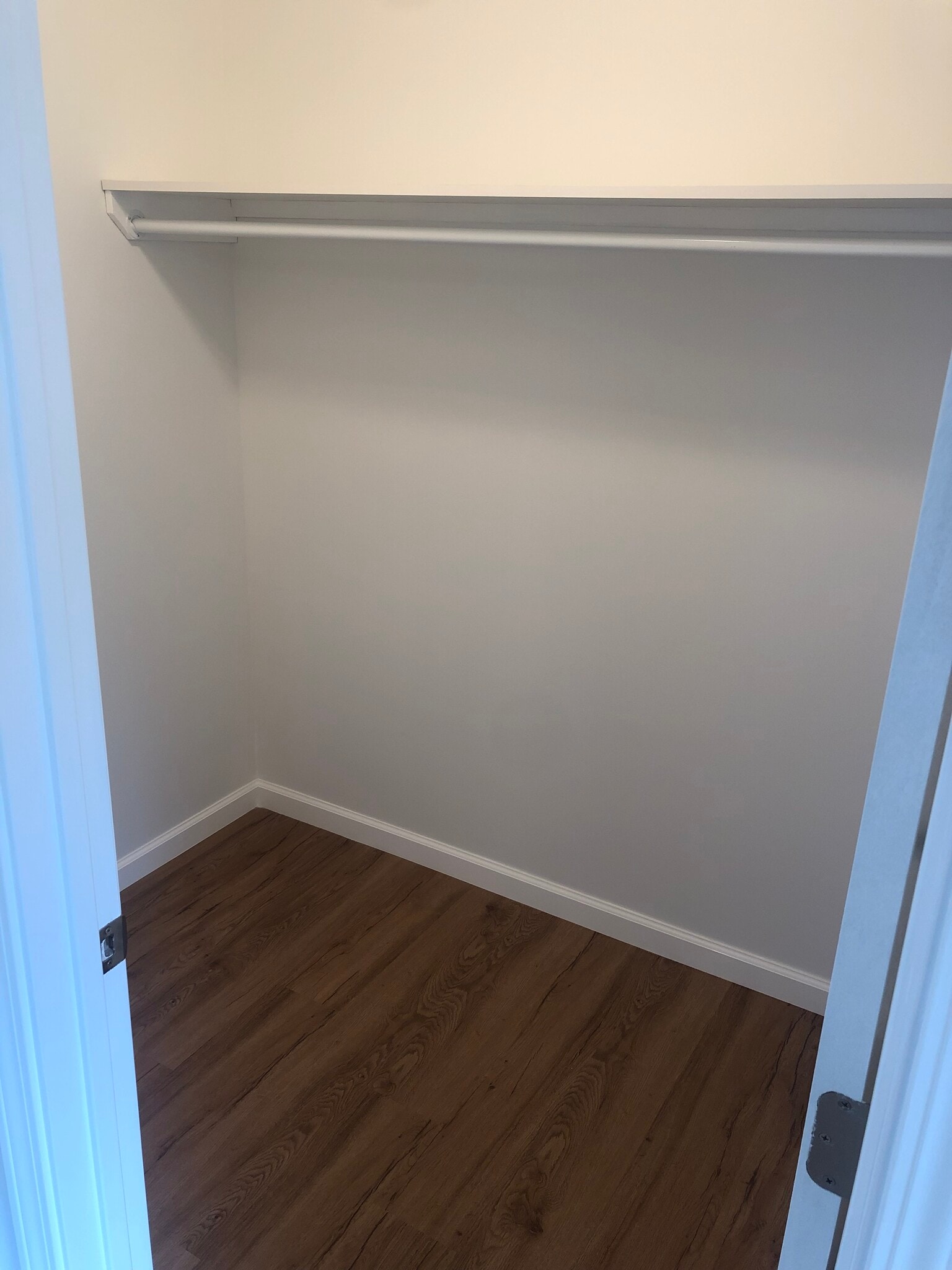 Building Photo - 2052 10th Ave