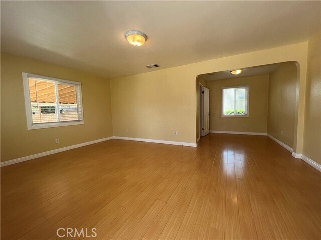 Building Photo - 233 S Ramona Ave