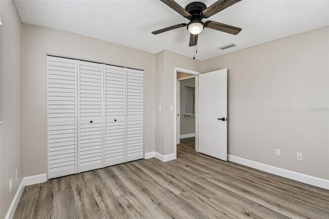 Building Photo - 1805 Butterfly Pl