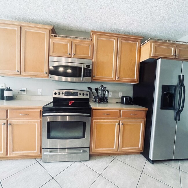 Building Photo - 931 Ibis Way