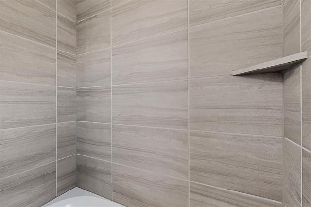 Building Photo - 769 Meandering Ln