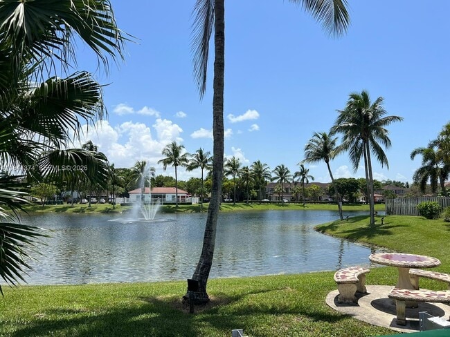 Building Photo - 16462 SW 48th Terrace