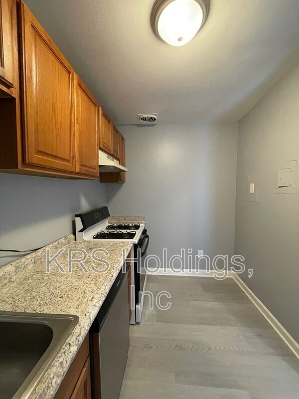 Building Photo - 7997 Audubon Ave