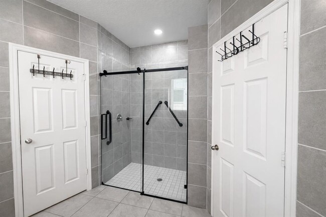 Building Photo - 4054 Pindo Palm Ln