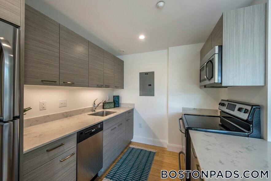 Building Photo - 40 Malvern St