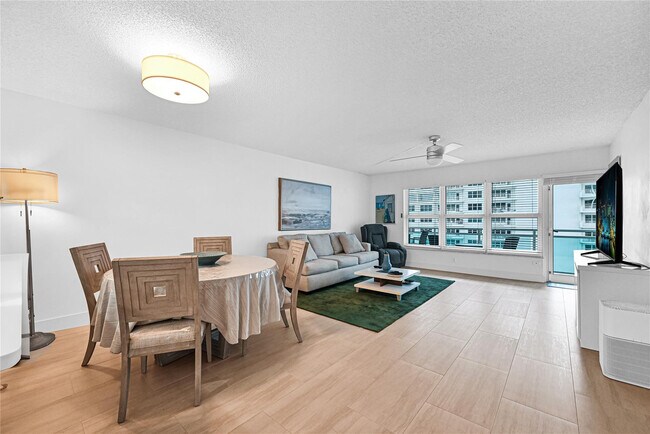 Building Photo - 3900 Galt Ocean Dr