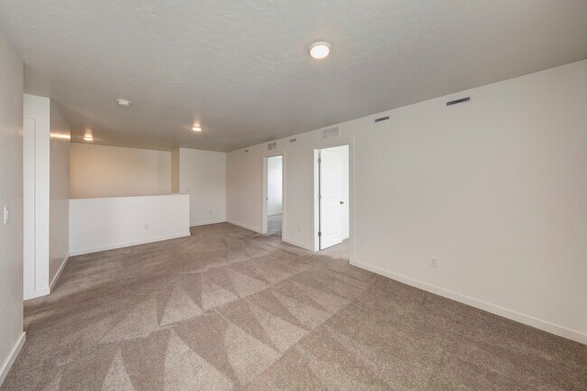 Building Photo - 11144 Maroon Bells Dr