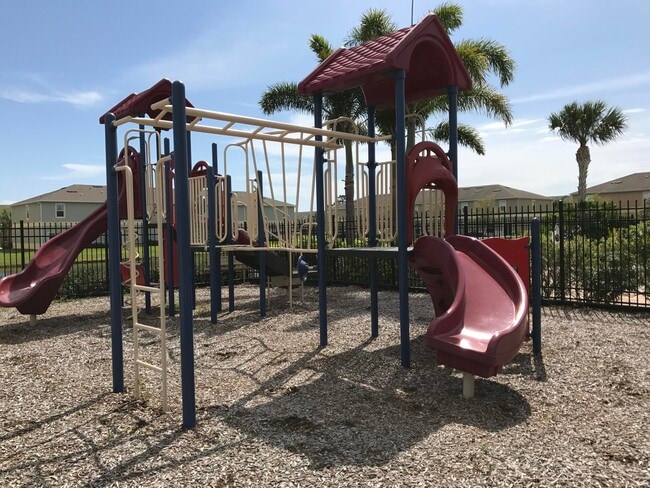 Building Photo - 2600 Revolution St