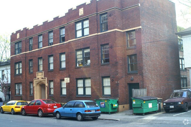 Building Photo - Consulate Apartment