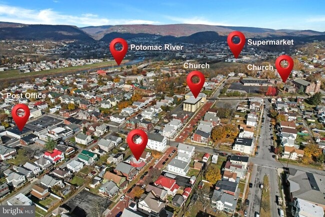 Building Photo - 113 Grand Ave