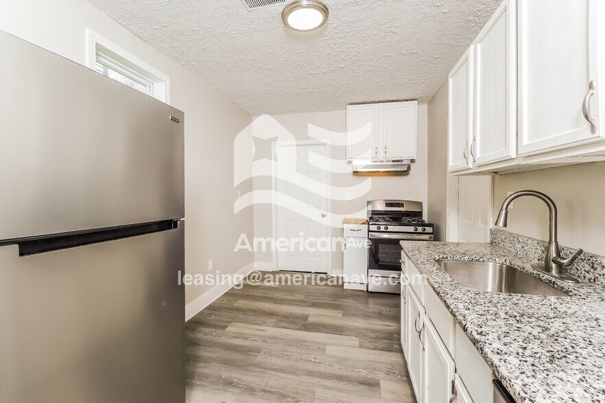 Building Photo - 1339 S 20th St