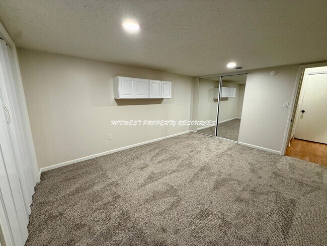 Building Photo - Spacious 3 Bedroom Home with Finished Basement, Covered Deck & Fenced Yard