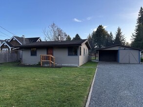 Building Photo - Sunny Fieldbrook 2/1 Stand Alone House – Cat Friendly