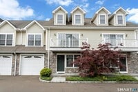 Building Photo - 39 Maple Tree Ave