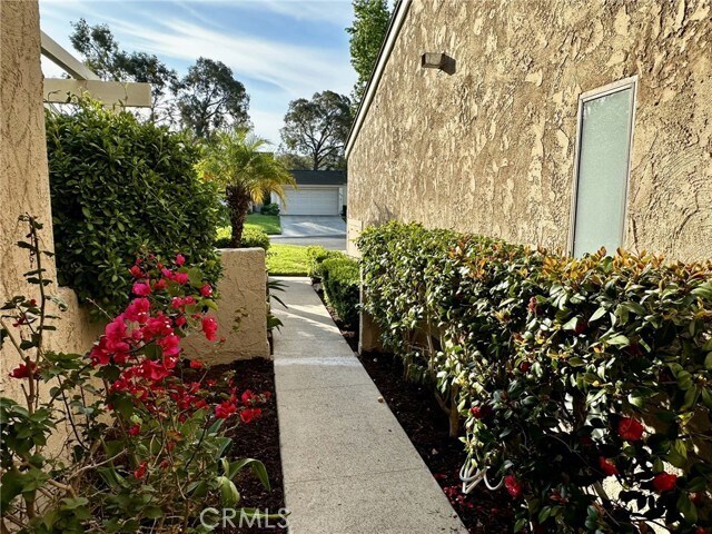 Building Photo - 24335 Park Pl Dr