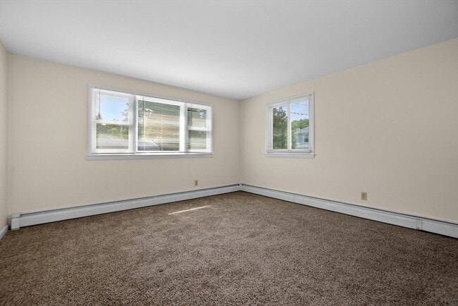 Building Photo - 623 Quincy Shore Dr