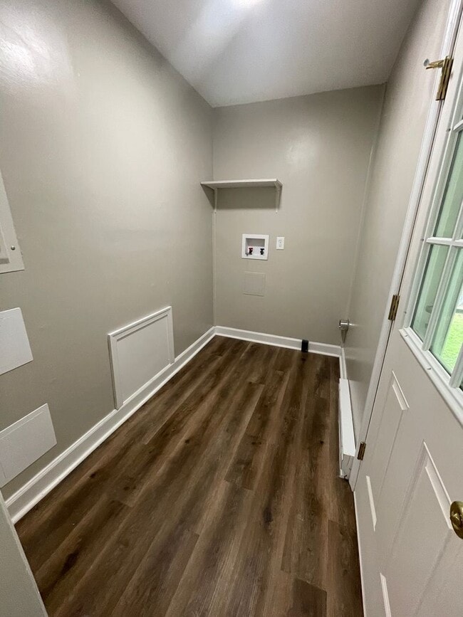 Building Photo - One story duplex