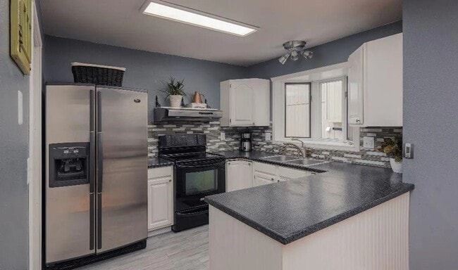 Building Photo - Cozy 3 Bedroom, 2.5 Bath Home in Eagle River