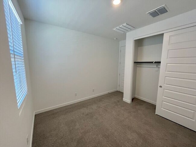 Building Photo - Available September 1st! Newly Built Smart...