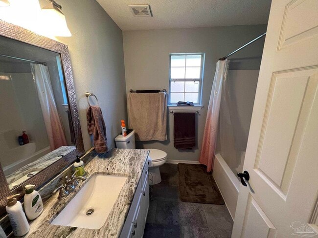 Building Photo - 7911 Red Bean Dr