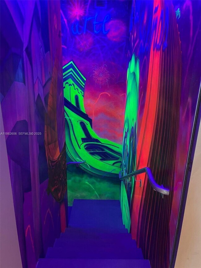 Building Photo - 18555 Collins Ave